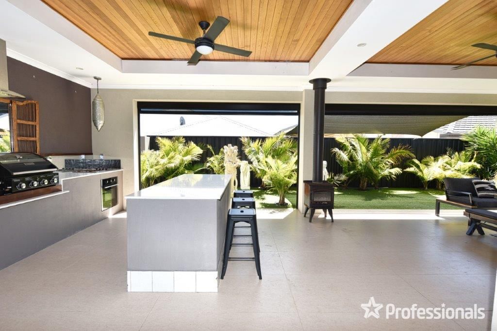 15 Warrior Pass, Madora Bay WA 6210, Image 2