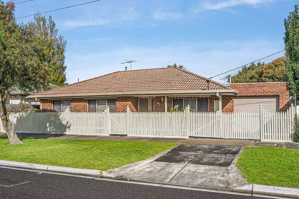 121B Derby St, Pascoe Vale VIC 3044 House For Rent 500 Domain