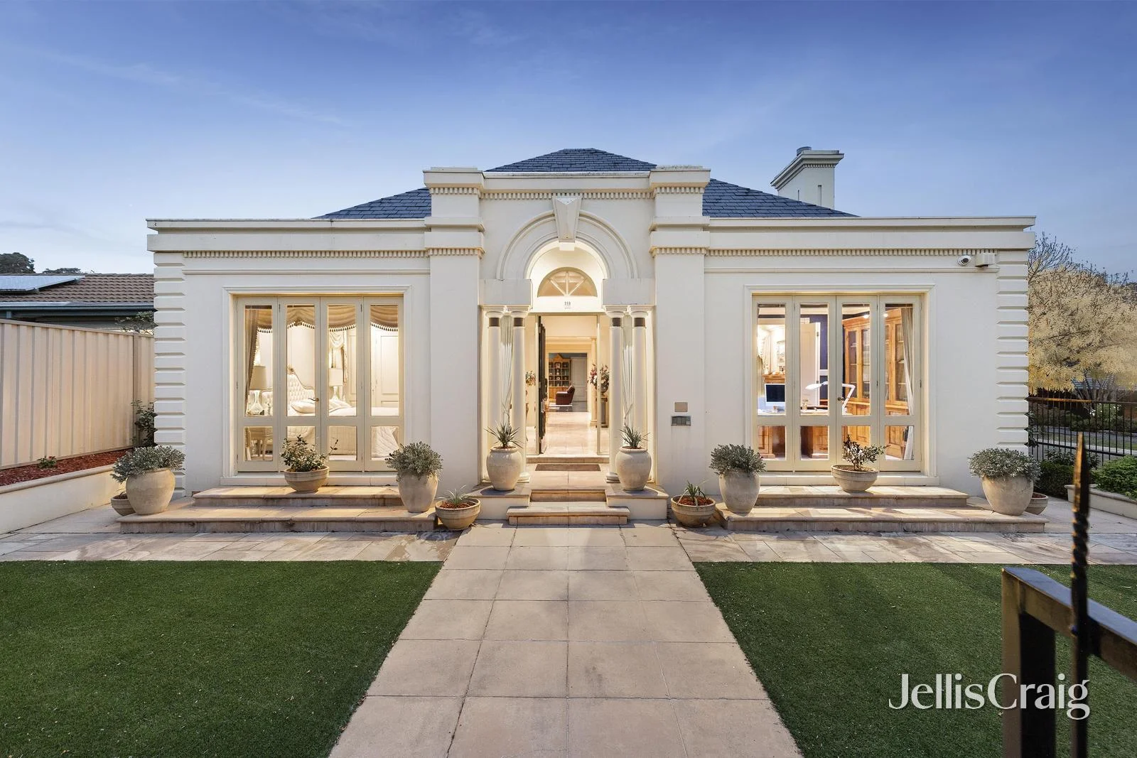 Primary image of 2 Lyric Court, Warranwood VIC 3134