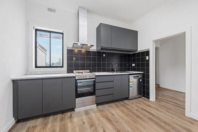 Picture of 574 Glenhuntly Road, ELSTERNWICK VIC 3185