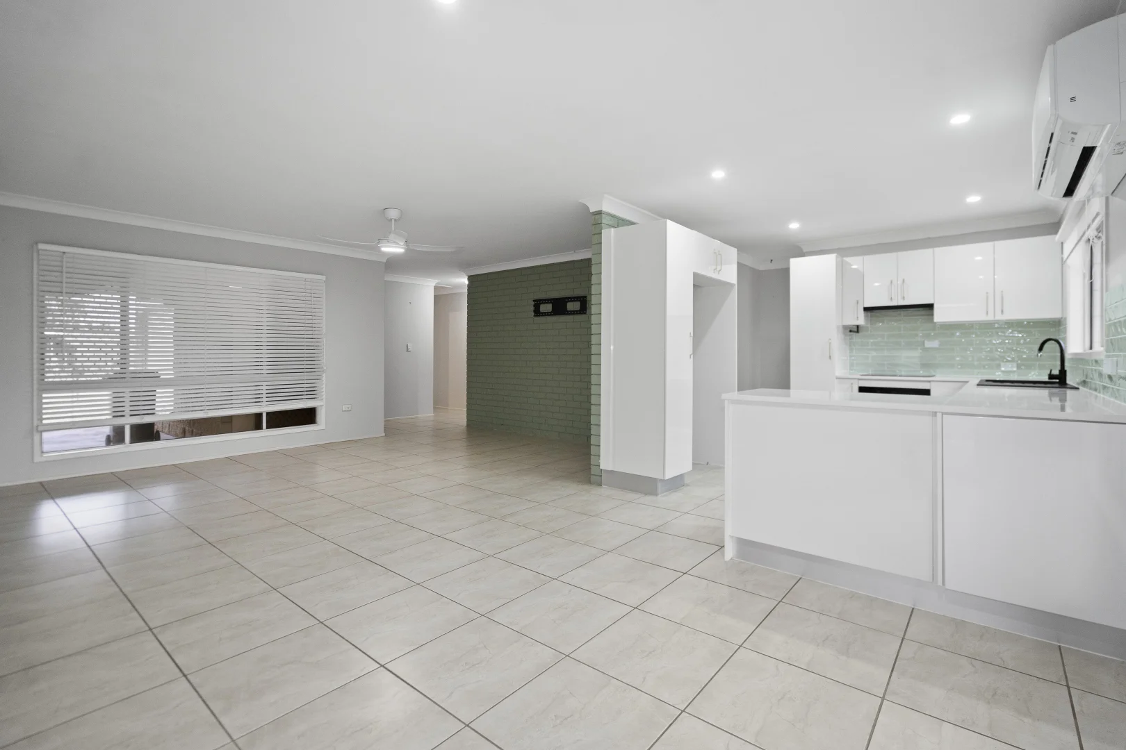 Additional image 5 of 30 Sunset Drive, Thabeban QLD 4670