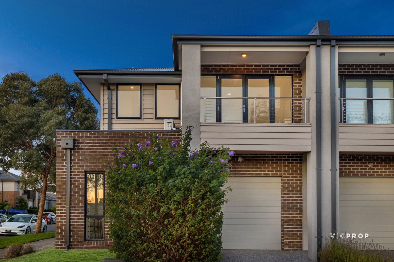 33 Chessington Drive, Williams Landing VIC 3027, Image 0