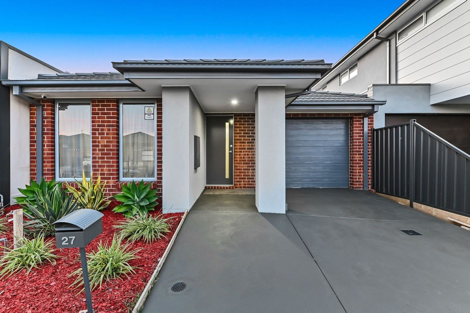 27 Vision Drive, Hampton Park VIC 3976, Image 0