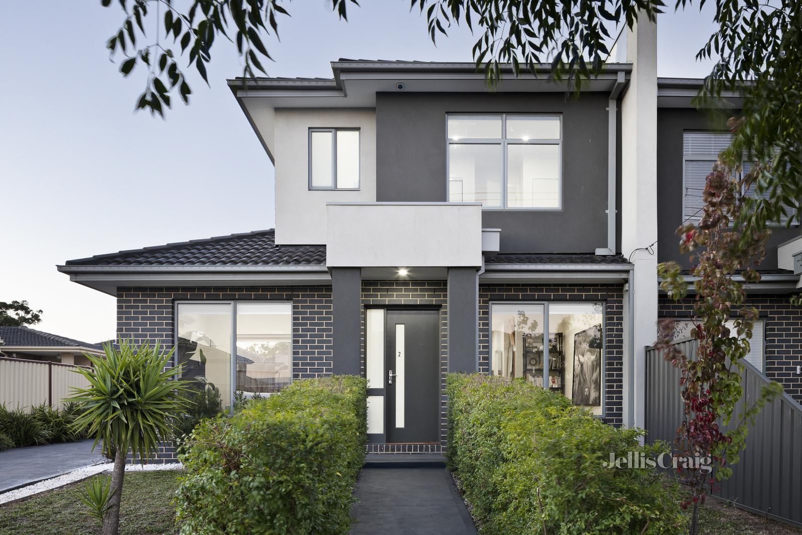 2 28 Gladstone Parade Glenroy Vic 3046 Domain