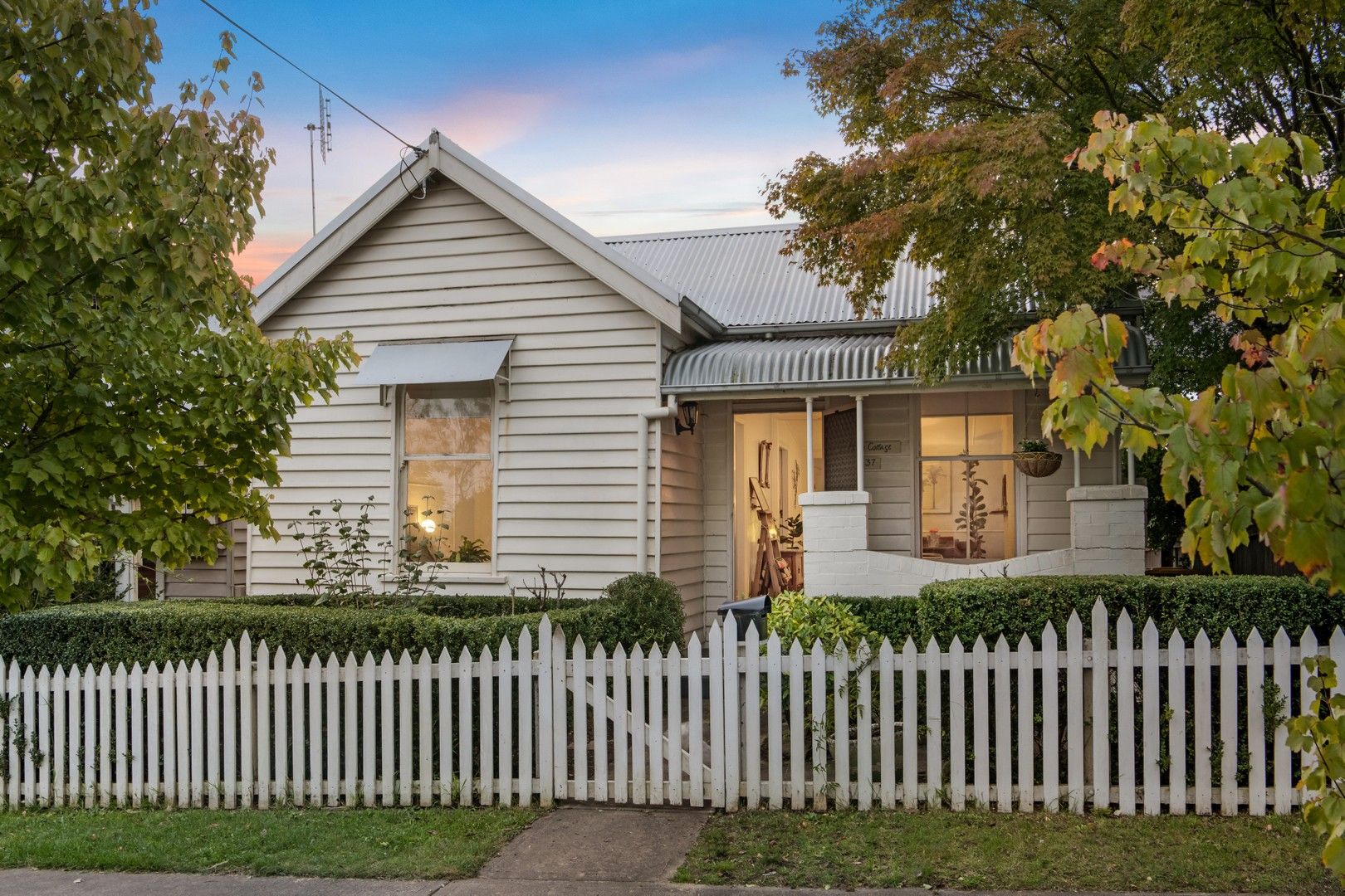 37 Browley Street, Moss Vale NSW 2577, Image 0