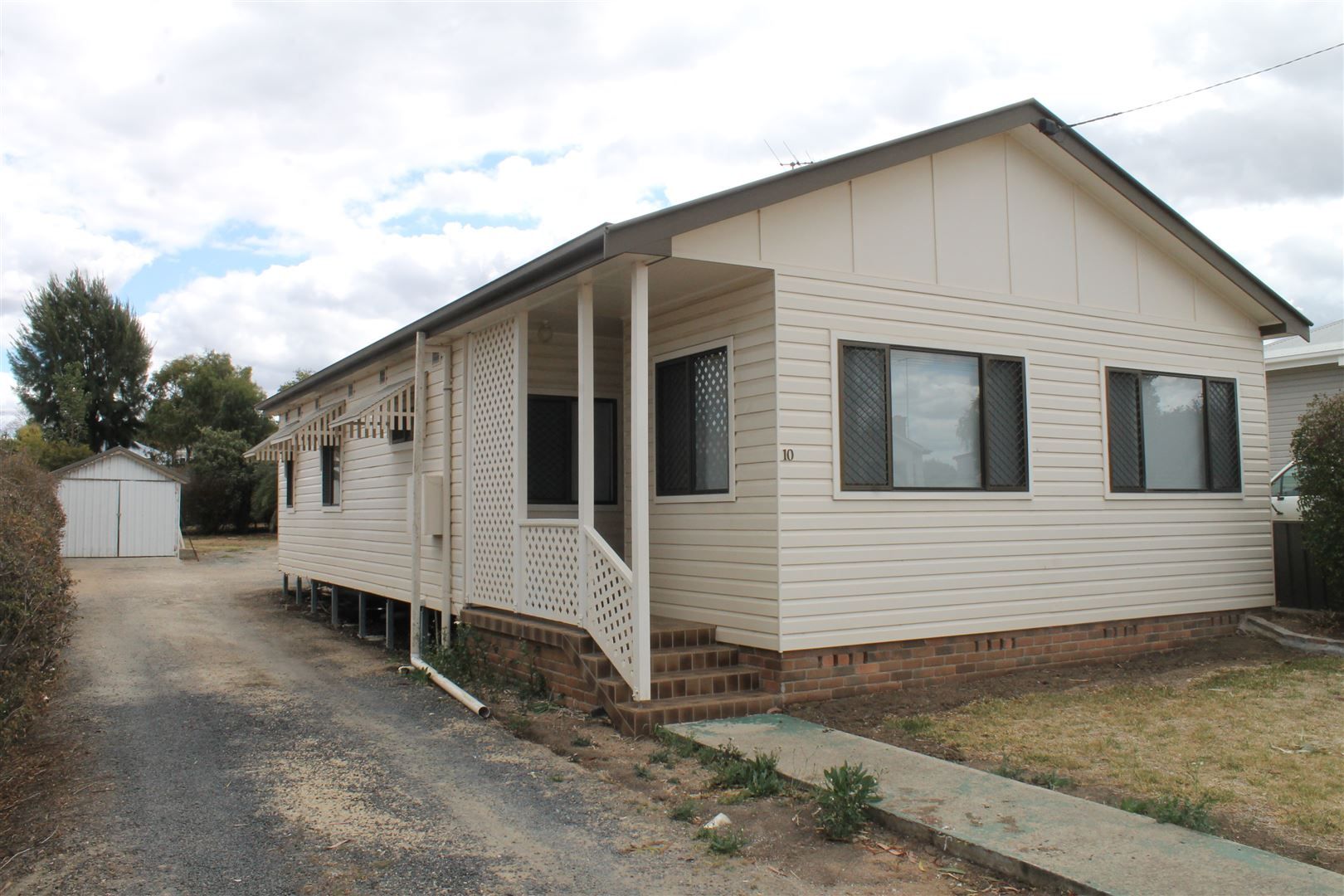 10 Jack Inverell Nsw 2360 House For Rent 370 Domain