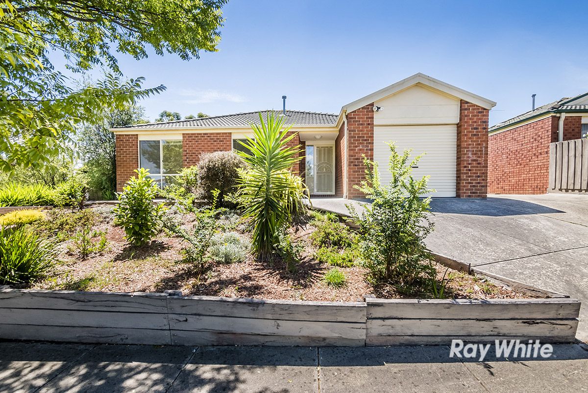 31 Bates Street, Cranbourne West VIC 3977, Image 0