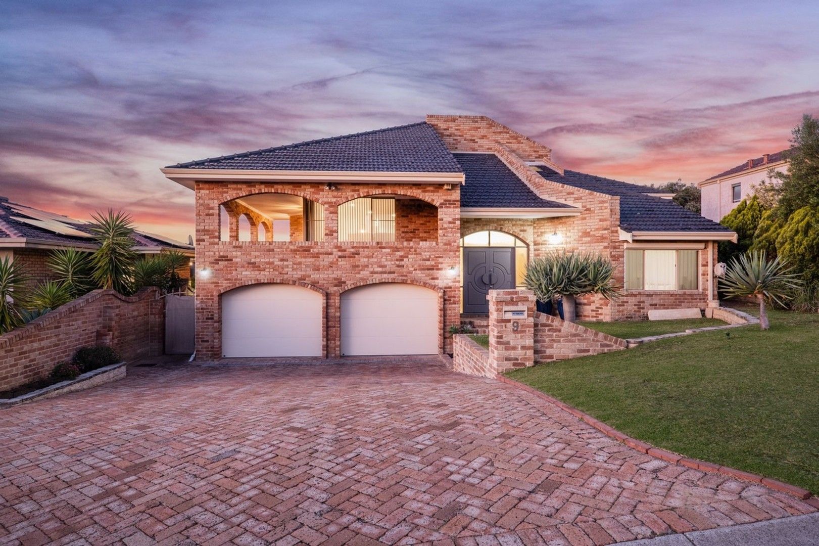 4 bedrooms House in 9 Jervis Way SORRENTO WA, 6020