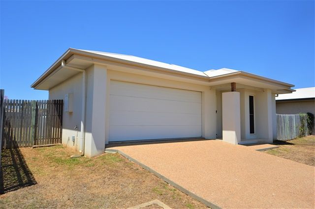 22 Skardon Place, Kelso QLD 4815, Image 1