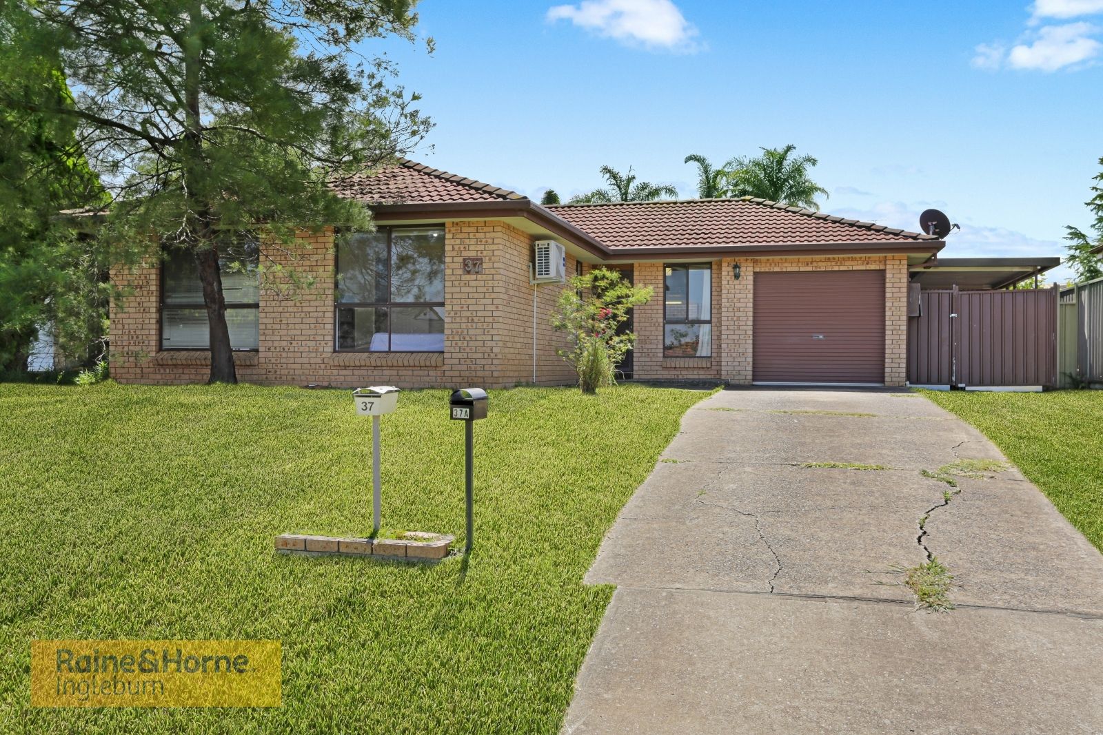 3 bedrooms House in 37 Goodsell Street MINTO NSW, 2566