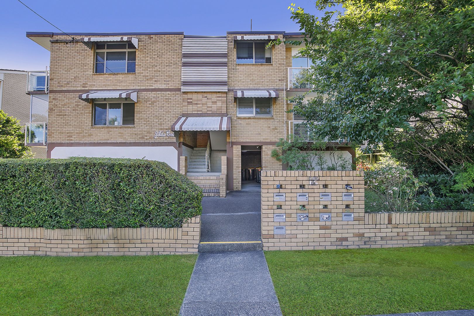 4/12 Bonney Avenue, Clayfield QLD 4011, Image 2