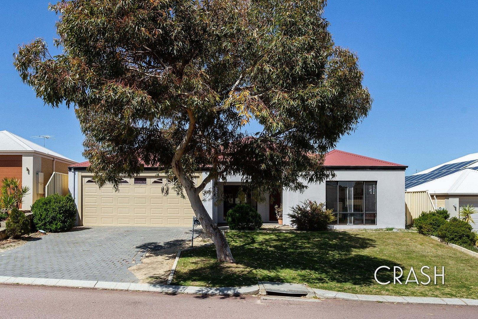 4 bedrooms House in 6 Lynella Circuit BANKSIA GROVE WA, 6031