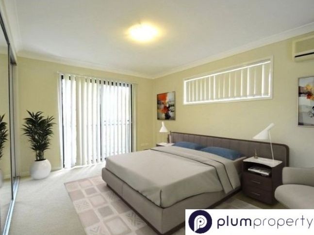 3 bedrooms Townhouse in 1/146 Station Road INDOOROOPILLY QLD, 4068