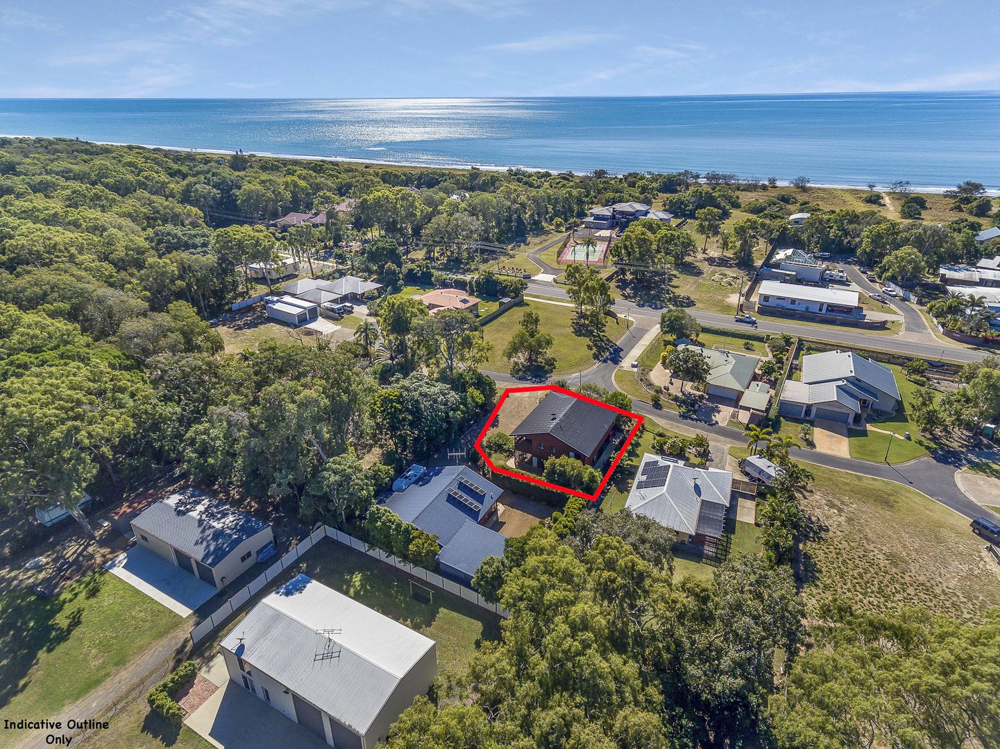 8 Sandpiper Gr, Moore Park Beach QLD 4670, Image 1