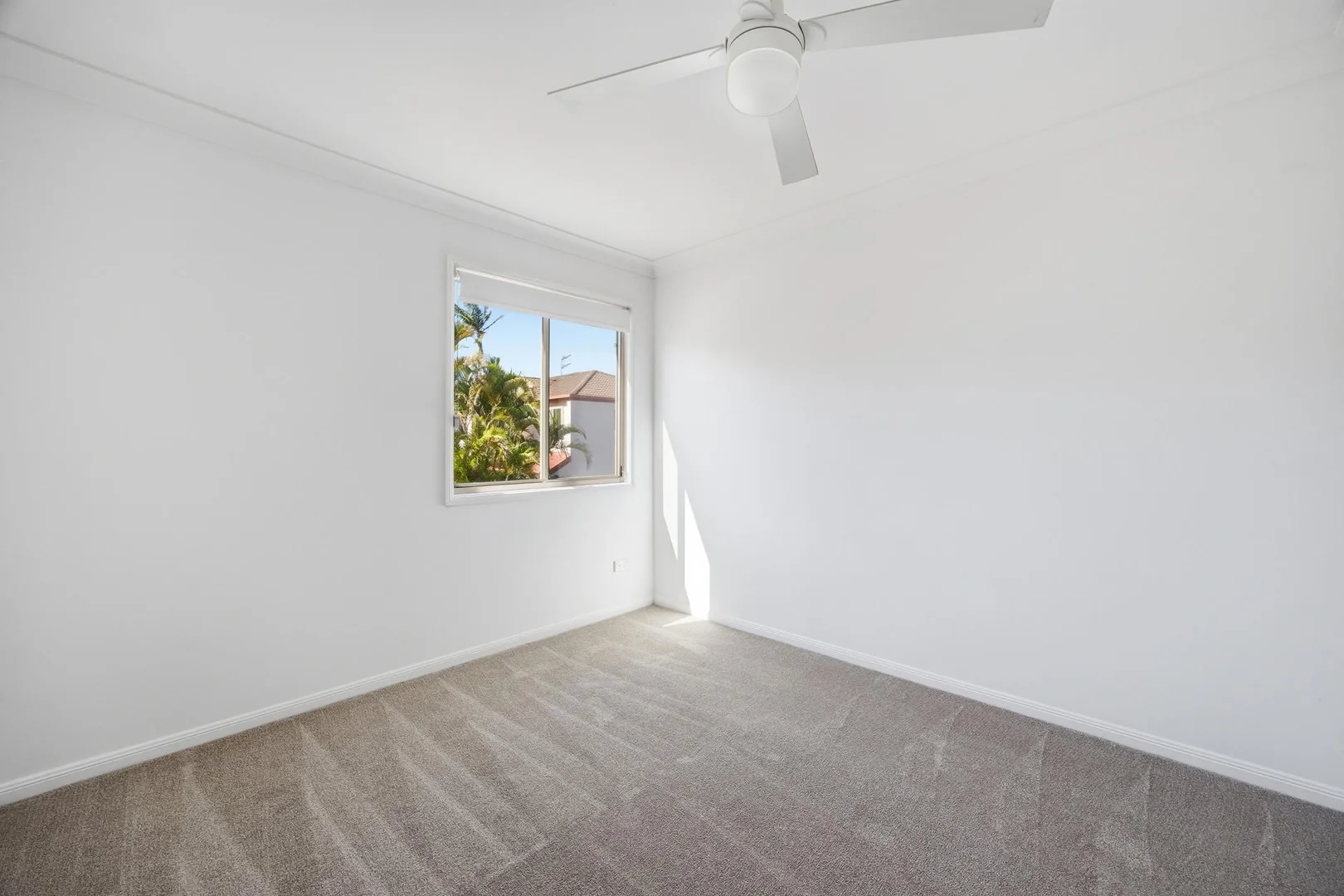 Additional image 11 of 11/96 Pohlman Street, Southport QLD 4215