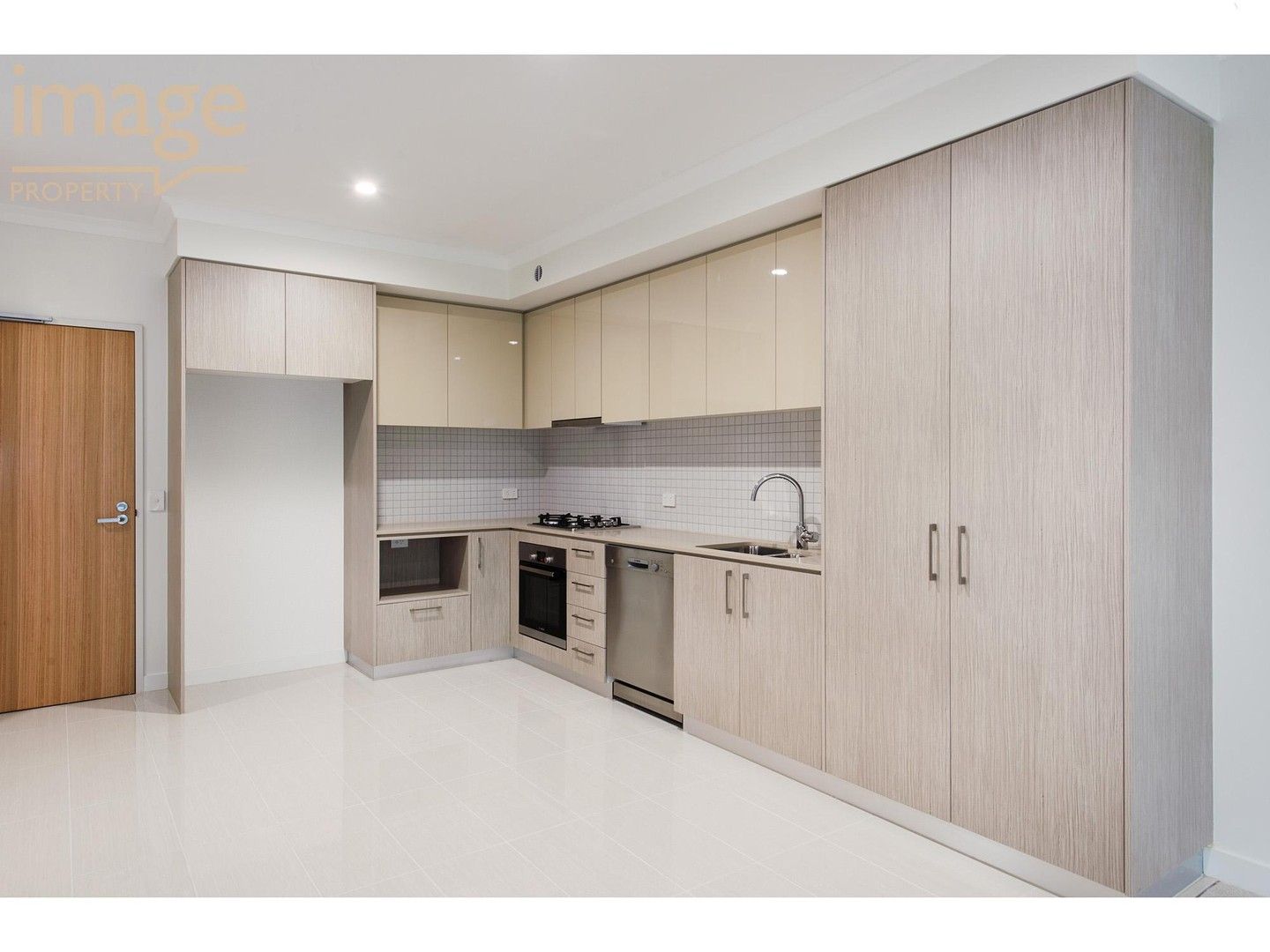 2 bedrooms Apartment / Unit / Flat in 8303/43 Forbes St WEST END QLD, 4101