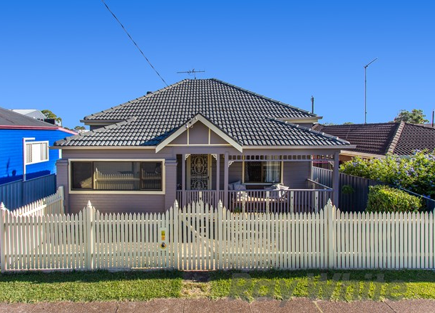 8 Moate Street, Georgetown NSW 2298