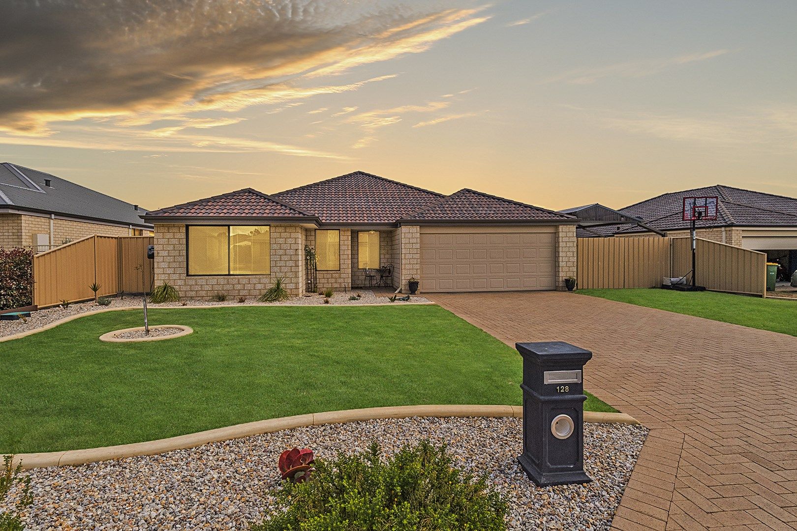 128 Braidwood Drive, Australind WA 6233, Image 0