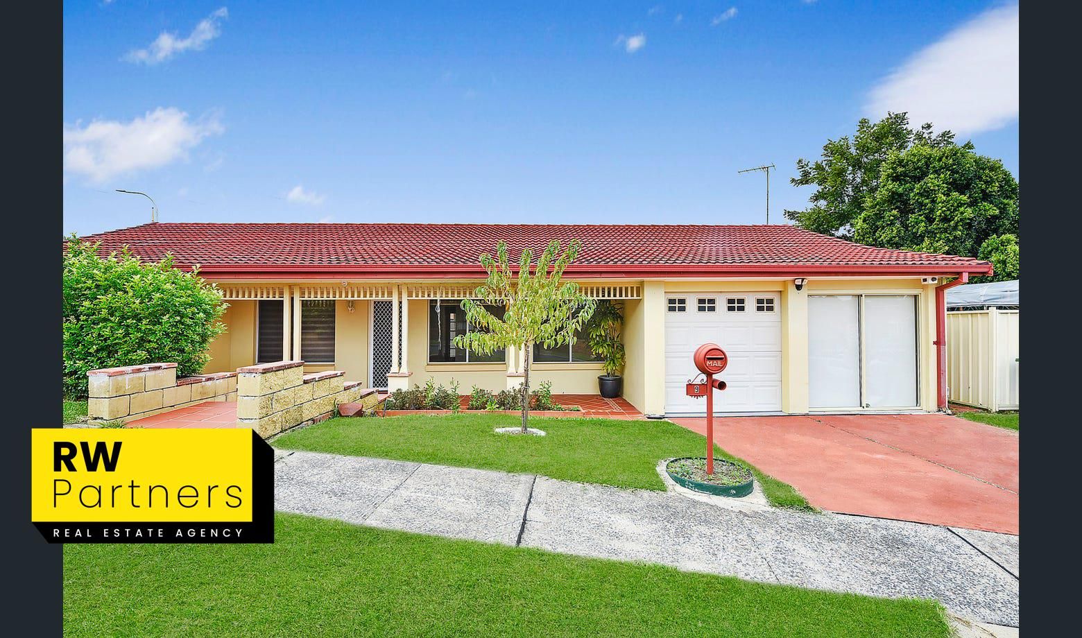 3 bedrooms House in 9 Cuthbert Crescent EDENSOR PARK NSW, 2176