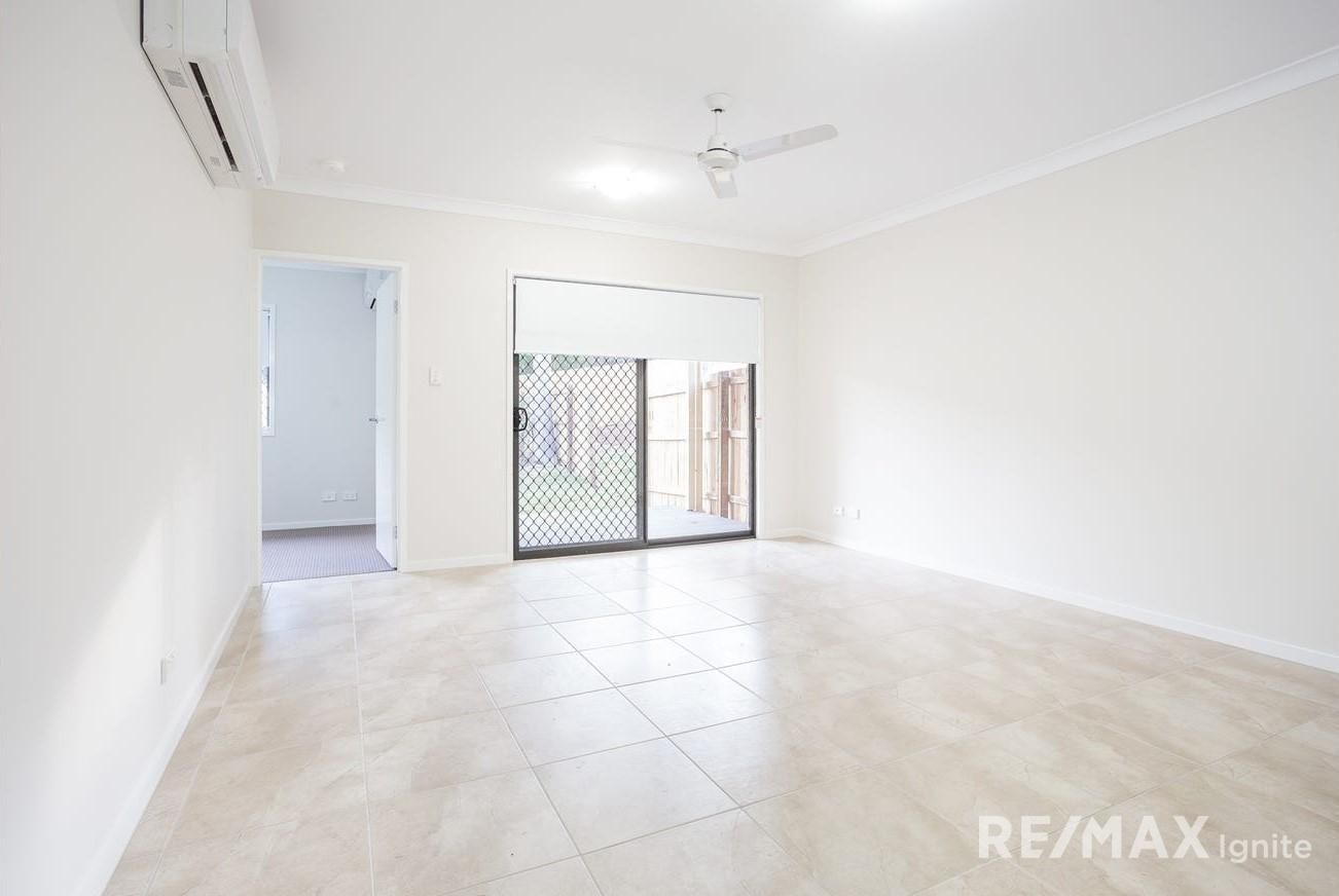 10 Knightsbridge Drive, Chuwar QLD 4306, Image 2