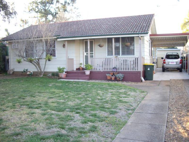 Picture of 7 Spence Street, DUBBO NSW 2830