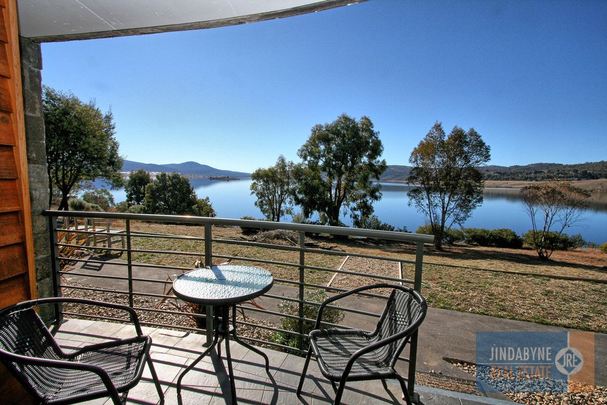 2 bedrooms Apartment / Unit / Flat in 2/1 Girvin Place EAST JINDABYNE NSW, 2627