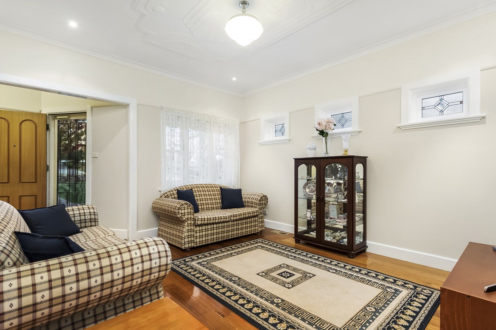 39 Price Street, Essendon VIC 3040, Image 2