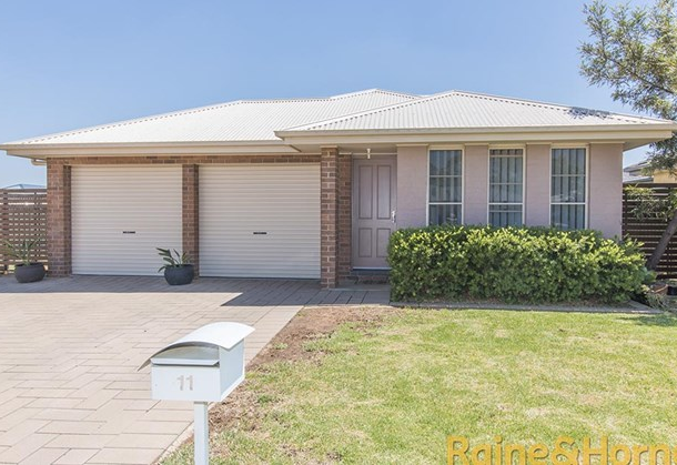 11 Glenshee Close, Dubbo NSW 2830