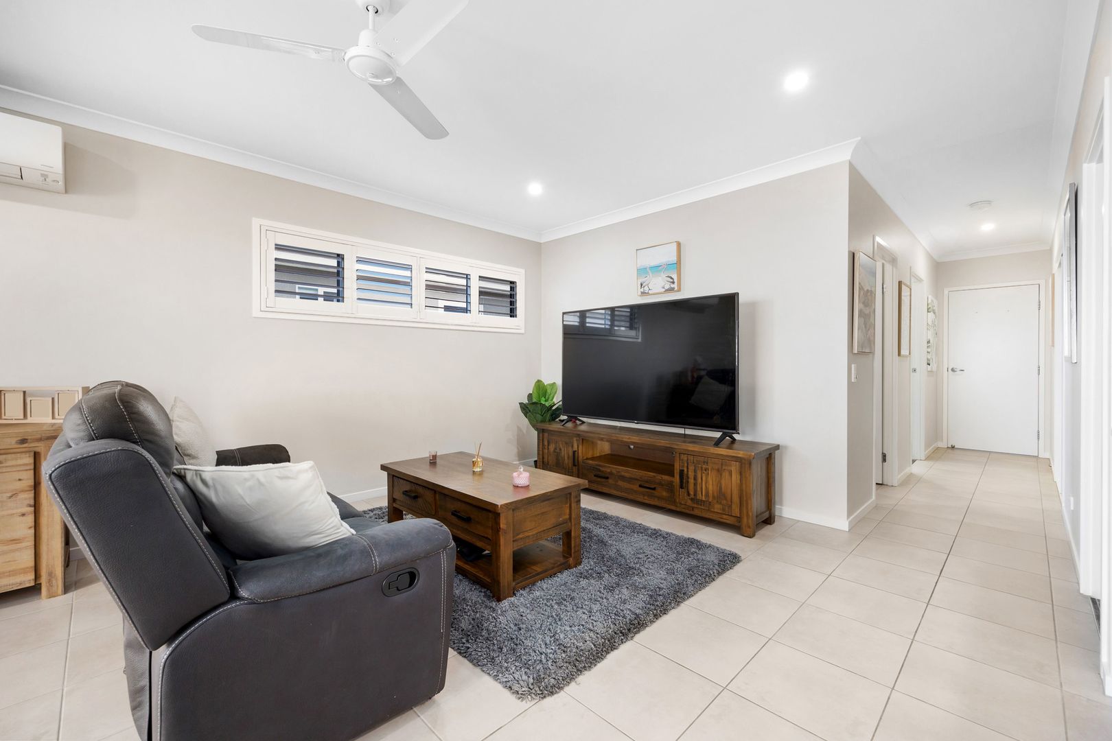 101/2-20 Island View Drive, Urangan QLD 4655, Image 2