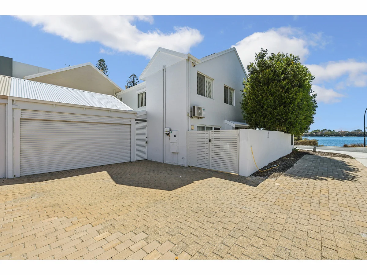 23A The Esplanade, Mount Pleasant WA 6153