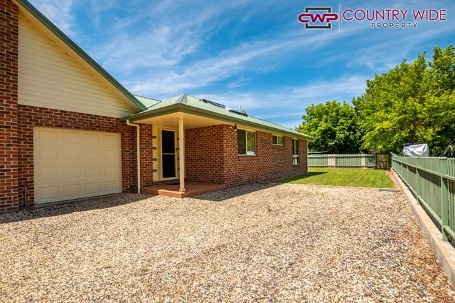 Picture of 2/10 Nielsen Street, GUYRA NSW 2365