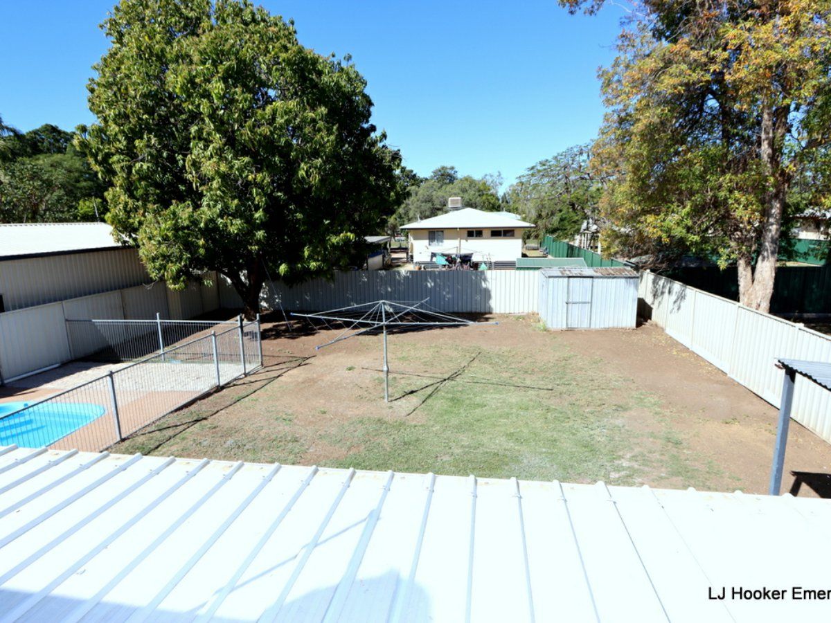 38 Moody Street, Emerald QLD 4720, Image 2