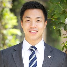 Oliver Quach, Sales representative