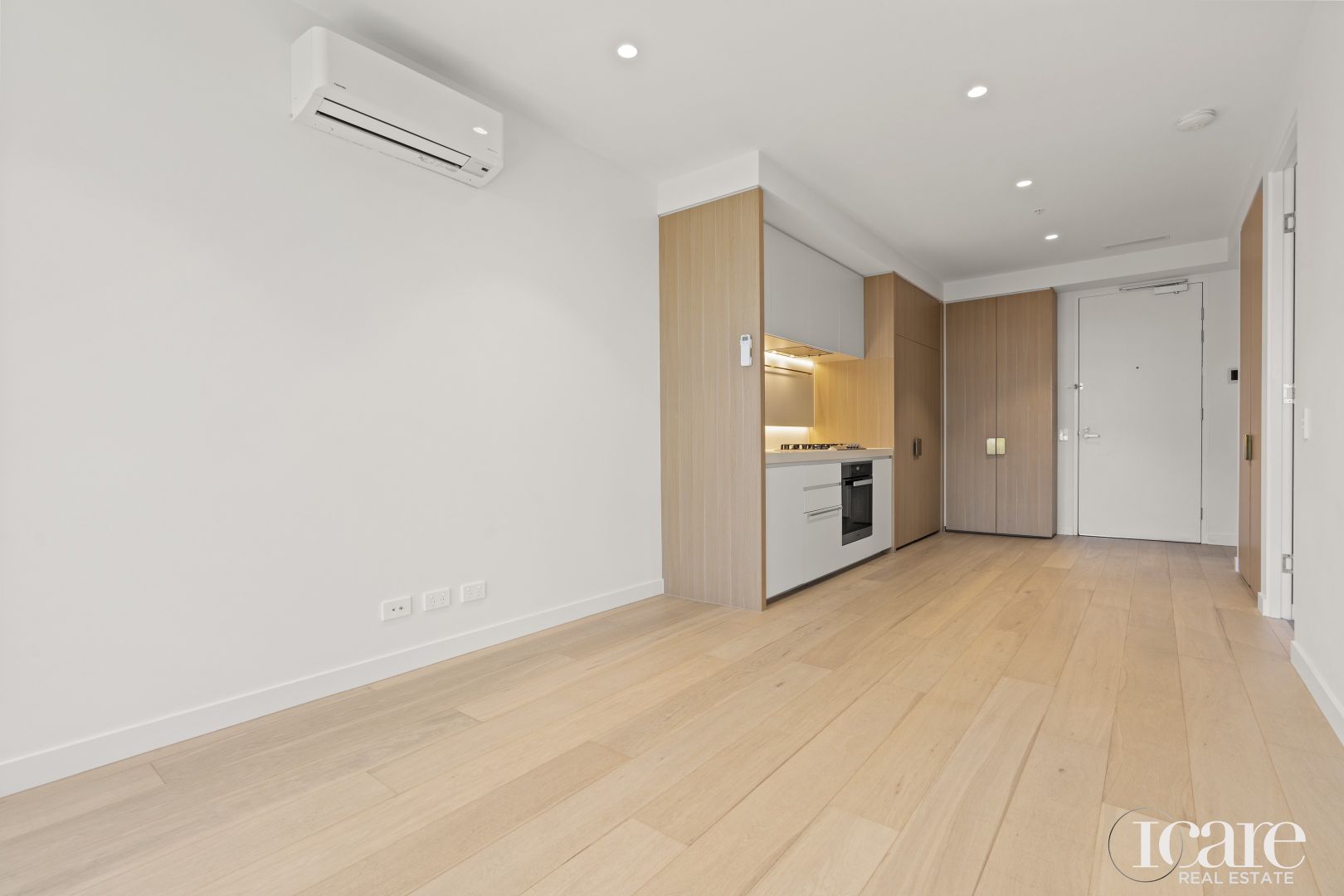 1004/545 Station Street, Box Hill VIC 3128, Image 2