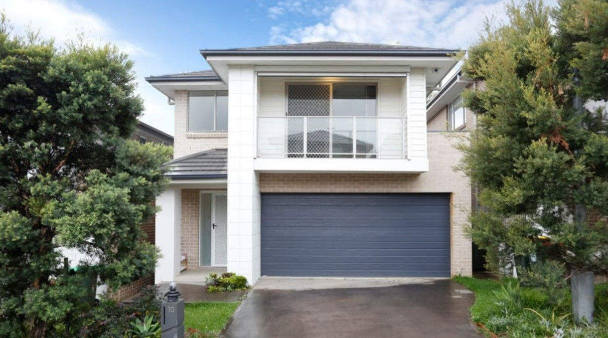 4 bedrooms House in 10 Whitley Place KELLYVILLE NSW, 2155
