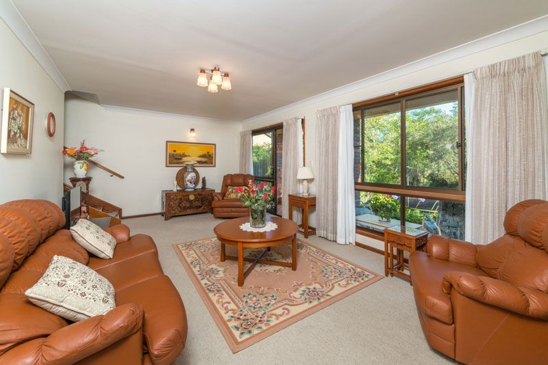 46 Creekside Street, KENMORE HILLS QLD 4069, Image 2