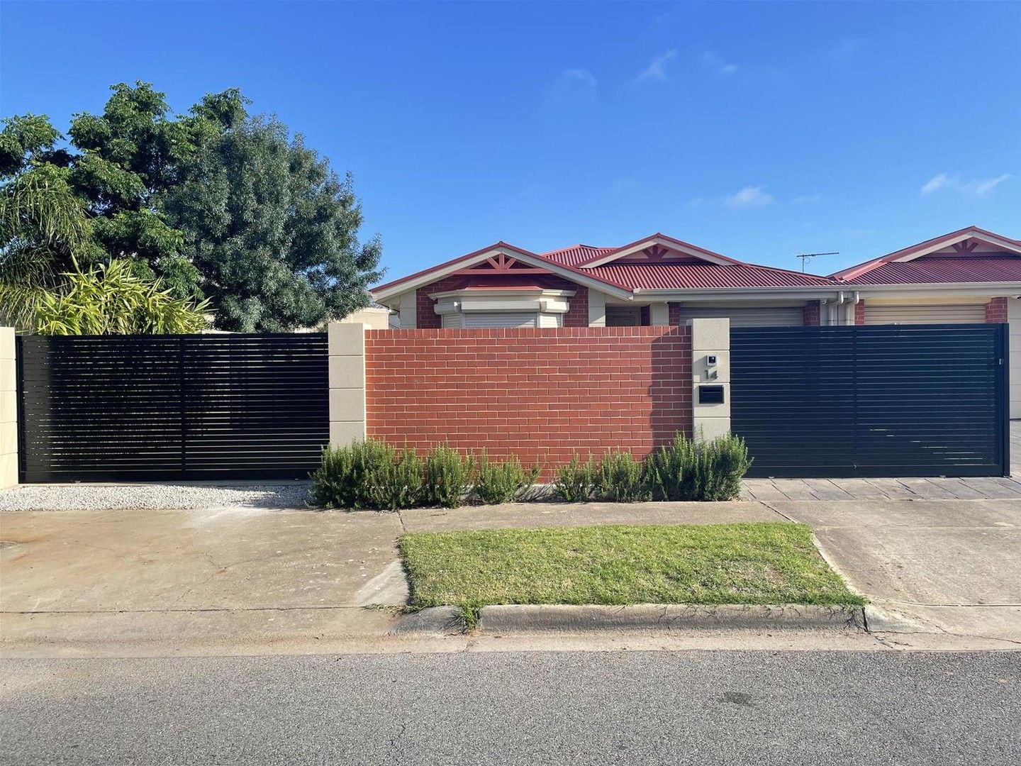 3 bedrooms House in 14 Pedlar Street SEATON SA, 5023
