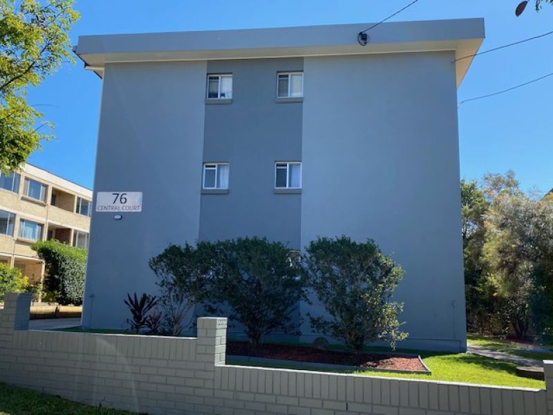 1 bedrooms Apartment / Unit / Flat in 7/76 Kitchener St COORPAROO QLD, 4151