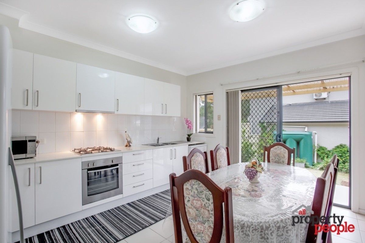 2/16-20 Myee Road, Macquarie Fields NSW 2564, Image 1