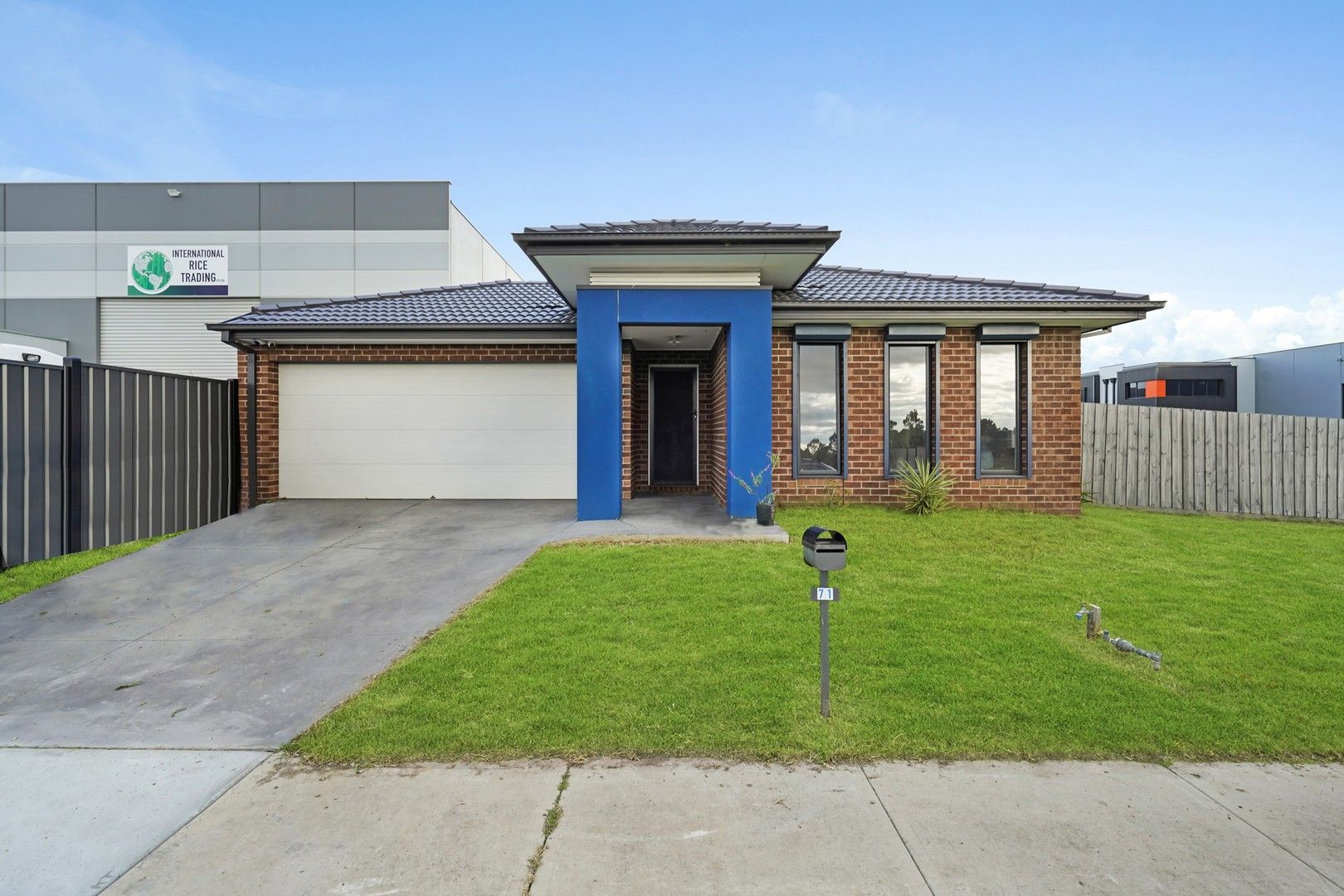 71 Fergus Lane, Cranbourne West VIC 3977, Image 0