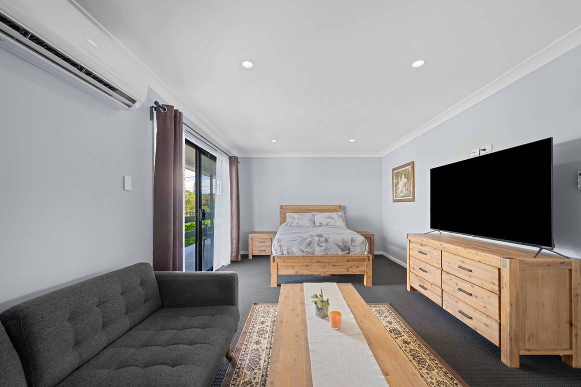 14 Glen Eagle Court REDBANK PLAINS 4301 - Image 6