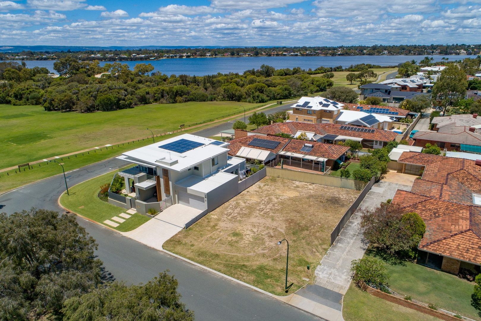 93 Hope Avenue, Salter Point WA 6152, Image 1