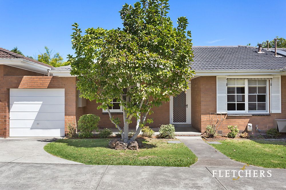 2 bedrooms Apartment / Unit / Flat in 2/10 Lorne Parade MONT ALBERT VIC, 3127