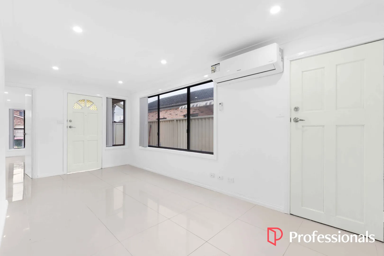 A Rare Opportunity to Secure Your Forever Home in the Heart of Canley Heights! – pohled 3
