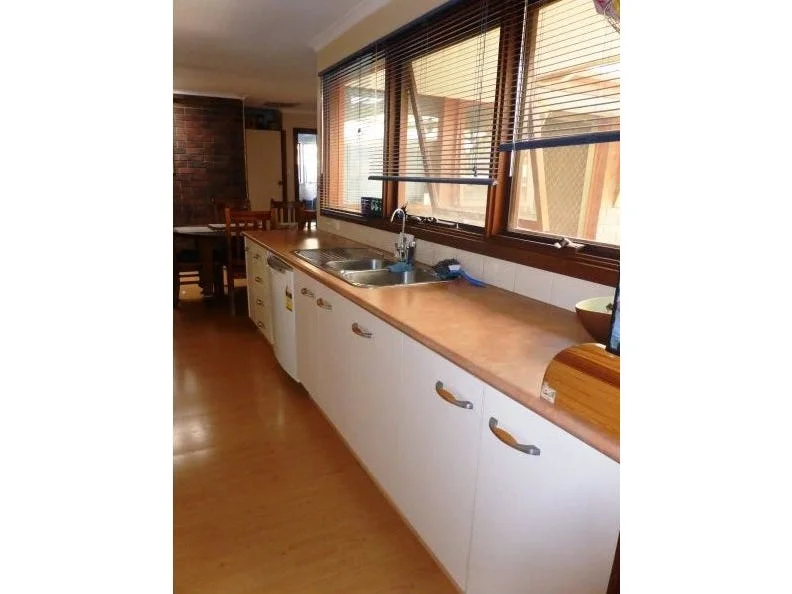 Additional image 8 of 4 Lincoln Crescent, Pooraka SA 5095