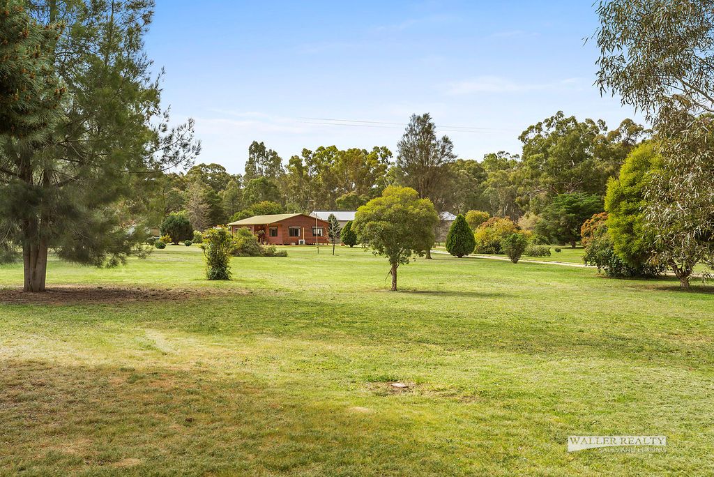 22 Fishermans Road, Welshmans Reef VIC 3462