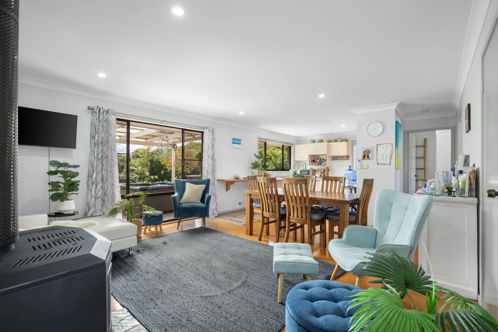 Additional image 3 of 9-11 Pearson Street, Guyra NSW 2365