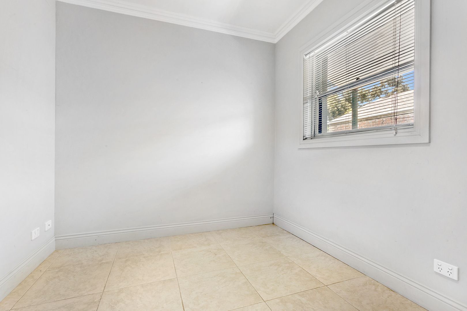 2 bedrooms Apartment / Unit / Flat in 10/77 Chapman Street NORTH MELBOURNE VIC, 3051