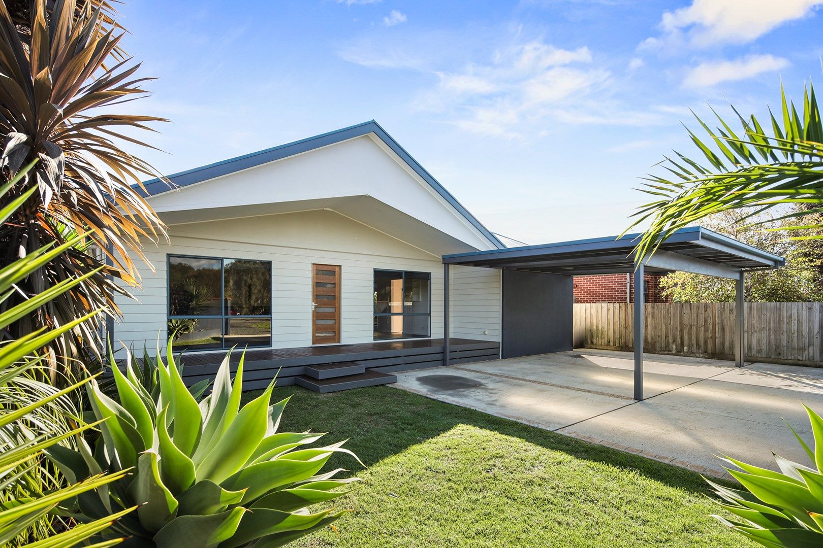 8 Sunderland Bay Road, Sunderland Bay VIC 3922, Image 0