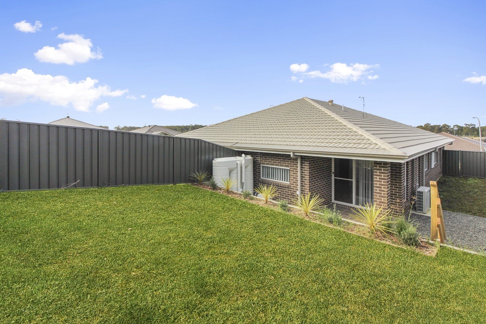 2 bedrooms Duplex in 1B Creswell Street WADALBA NSW, 2259